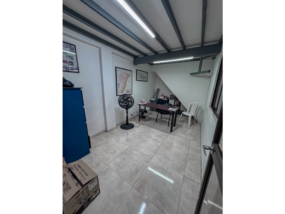 SE VENDE BODEGA EN EL SUR DE ARMENIA - 3
