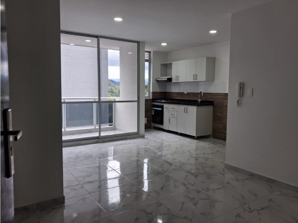 SE VENDE ESPECTACULAR APARTAMENTO SECTOR NORTE - 2