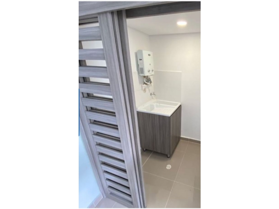 SE VENDE APARTAMENTO EN LA AVENIDA CENTENARIO — foto 5