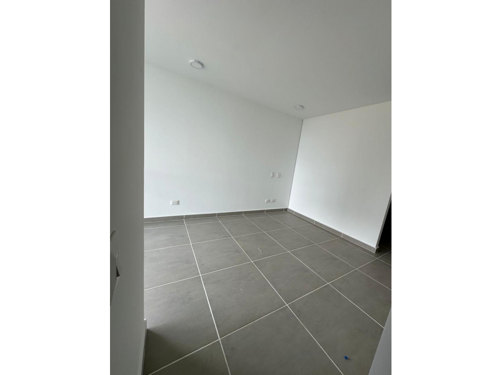SE VENDE APARTAMENTO EN VIVARIUM