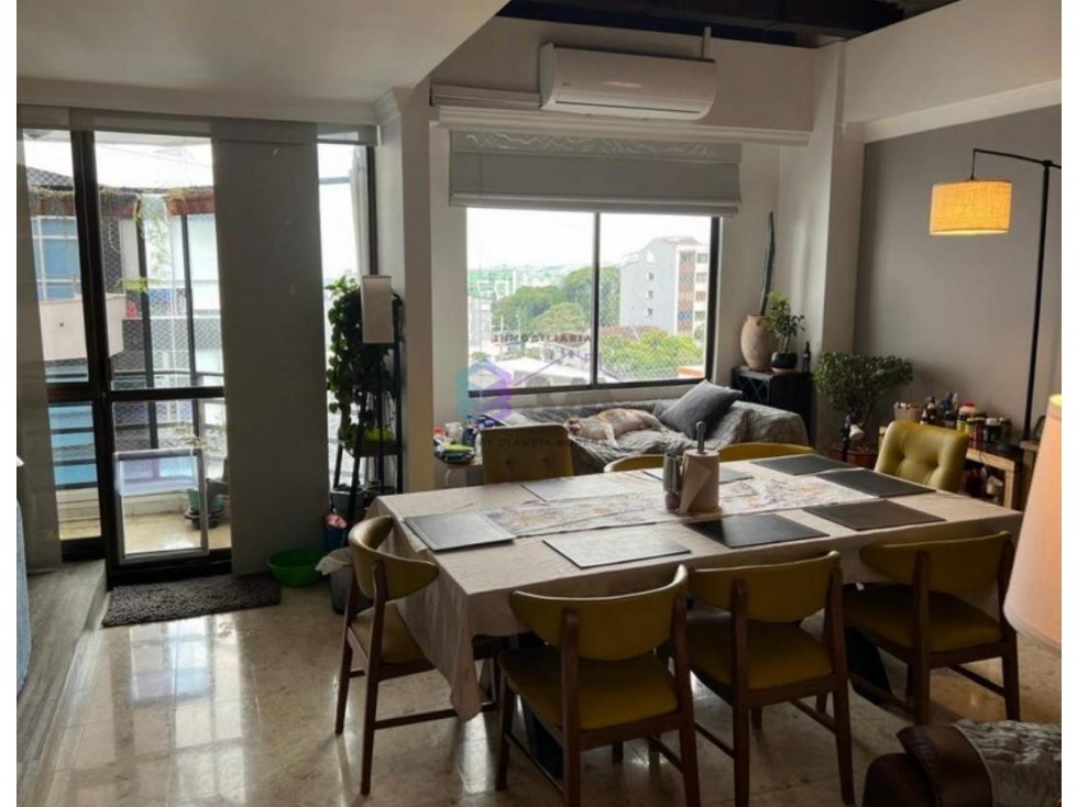 SE VENDE HERMOSO PENTHOUSE