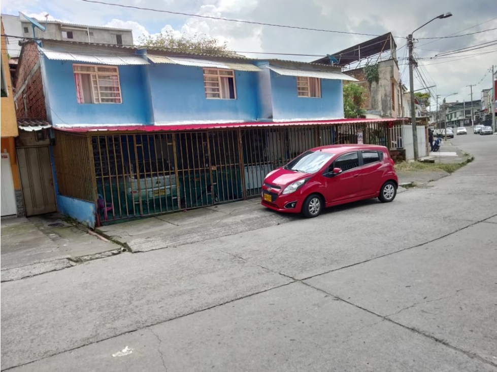 SE VENDE CASA SECTOR GRANADA