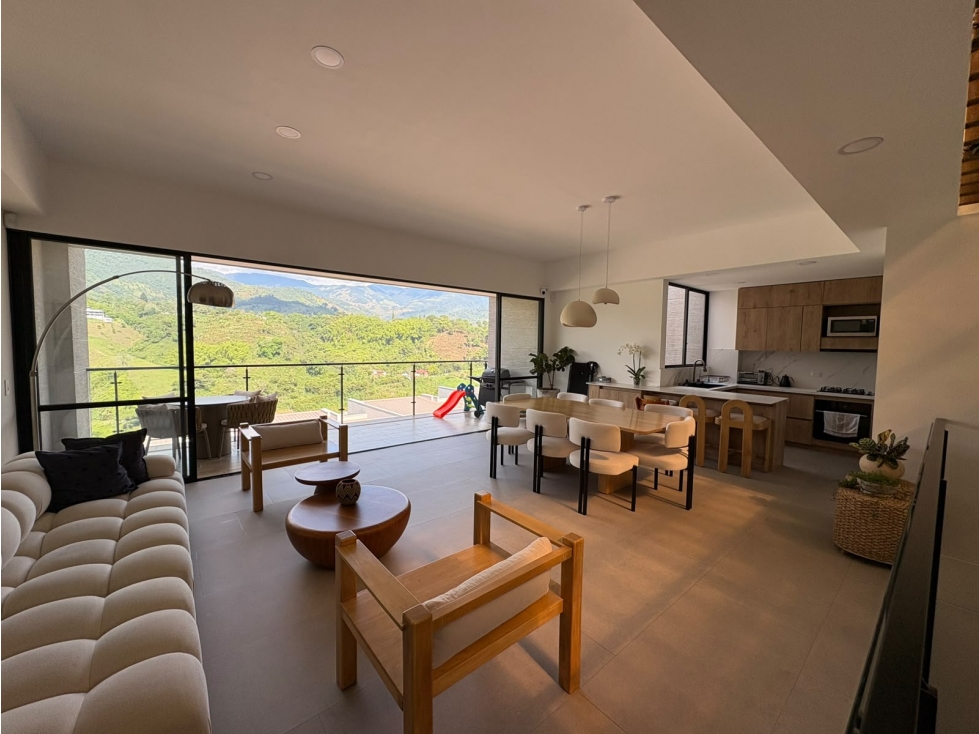 SE VENDE CASA CAMPESTRE EN LA CIUDAD DE ARMENIA - 1
