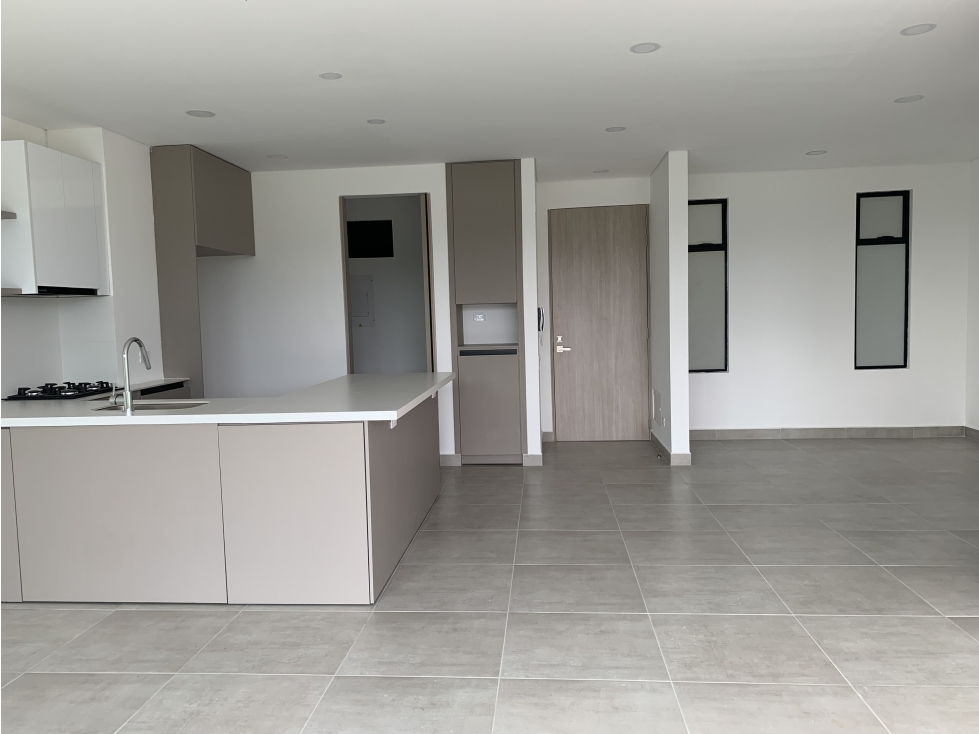SE VENDE ESPECTACULAR APARTAMENTO CERCA AL CLUB CAMPESTRE — foto 3