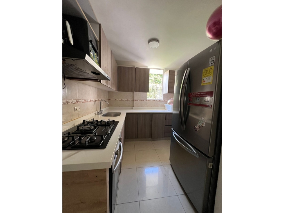 SE VENDE CASA EN LA AVENIDA CENTENARIO — foto 3