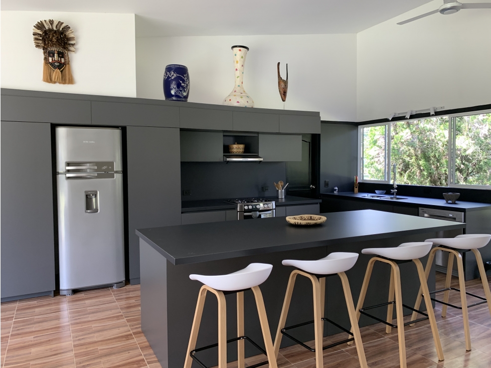 SE ARRIENDA CASA CAMPESTRE - 1