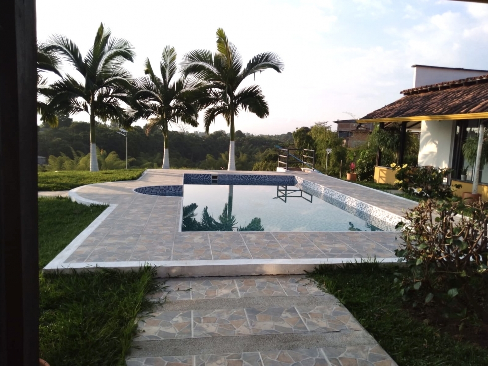 SE VENDE HERMOSA CASA CAMPESTRE EN MORELIA- PEREIRA — foto 4