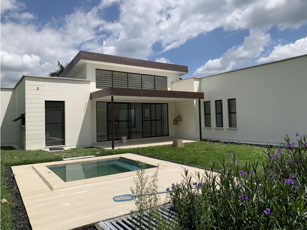 SE VENDE CASA CAMPESTRE CERCA AL AEROPUERTO — foto 3
