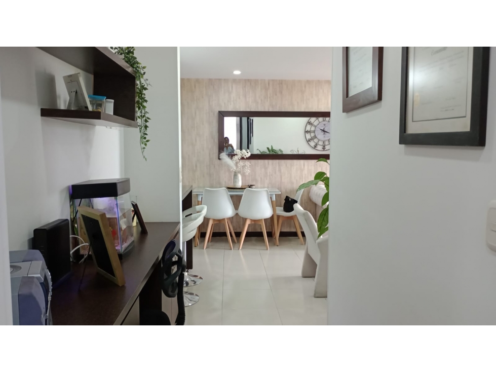 SE VENDE HERMOSO APARTAMENTO CERCA A LA CRQ — foto 3