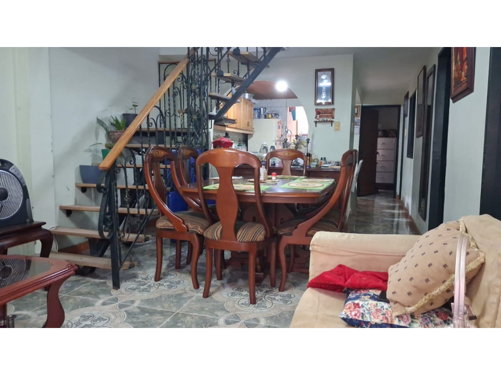 SE VENDE CASA DOBLE RENTA AL SUR DE ARMENIA — foto 4