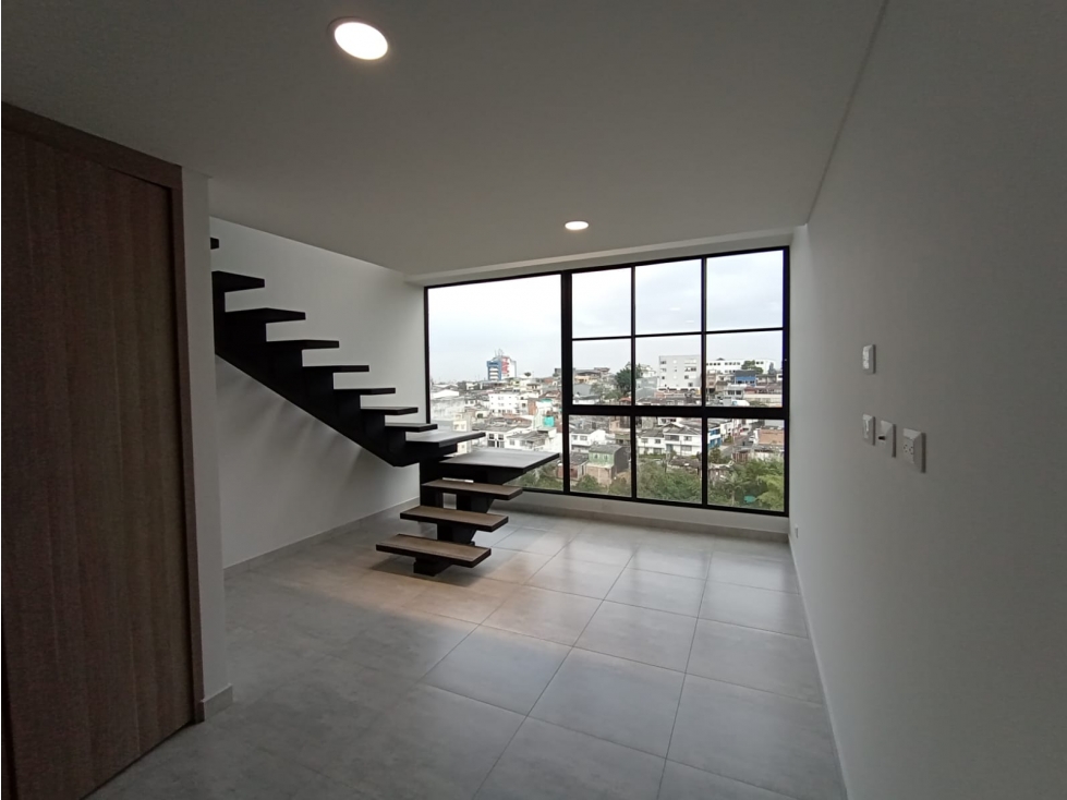 SE ARRIENDA APARTAESTUDIO DUPLEX EN AV CENTENARIO