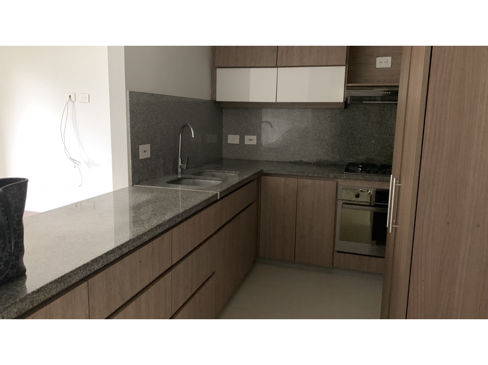 VENDE APARTAMENTO EN LA AVENIDA CENTENARIO — foto 5