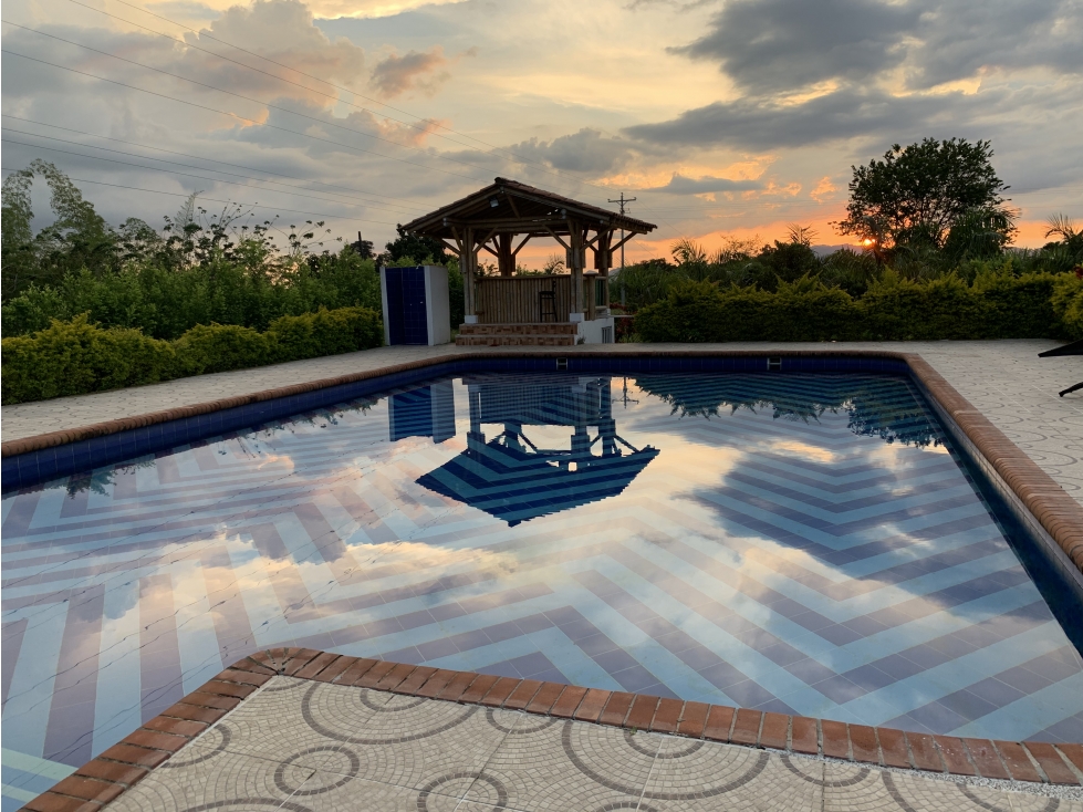 SE VENDE FINCA HOTEL ENTRE MONTENEGRO Y QUIMBAYA - 5