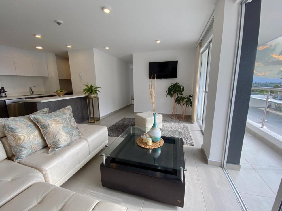 SE VENDE APARTAMENTO EN LA AVENIDA CENTENARIO - 2