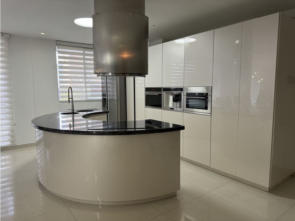 SE VENDE CASA REMODELADA EN PINARES — foto 2