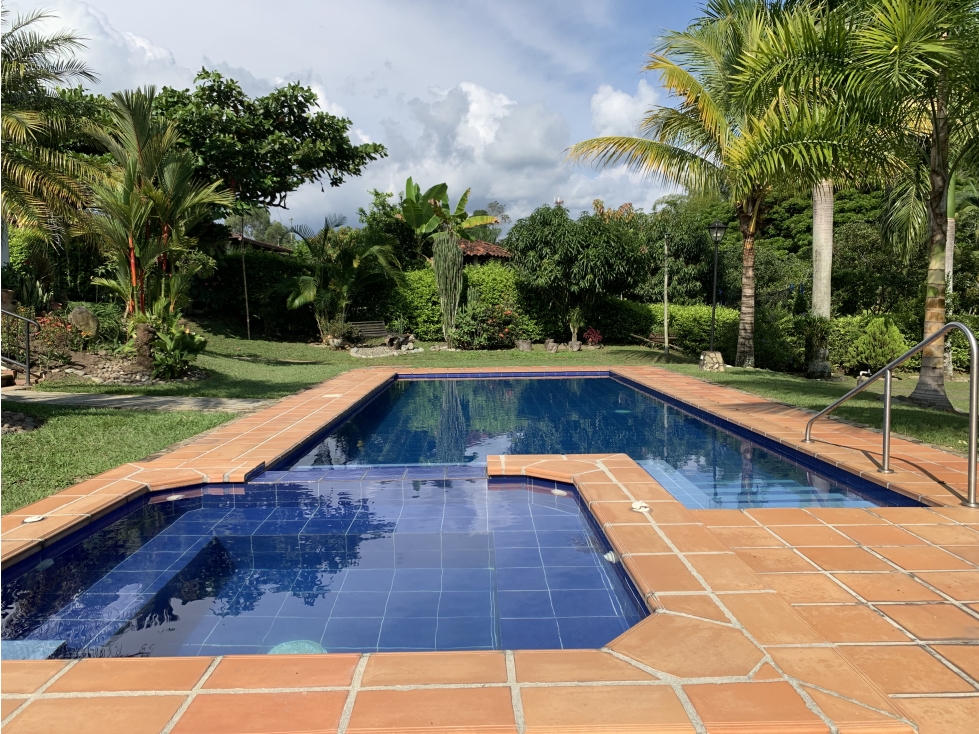 SE VENDE CASA CAMPESTRE CERCA AL AEROPUERTO — foto 4