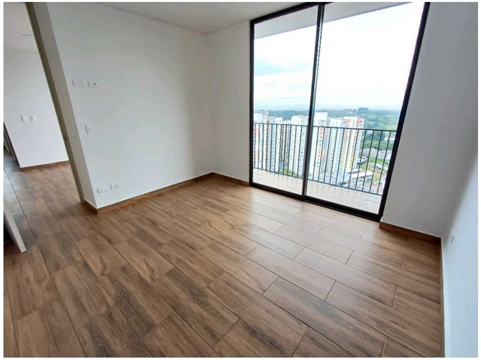 SE VENDE APARTAMENTO EN EL BARRIO LAURELES — foto 4