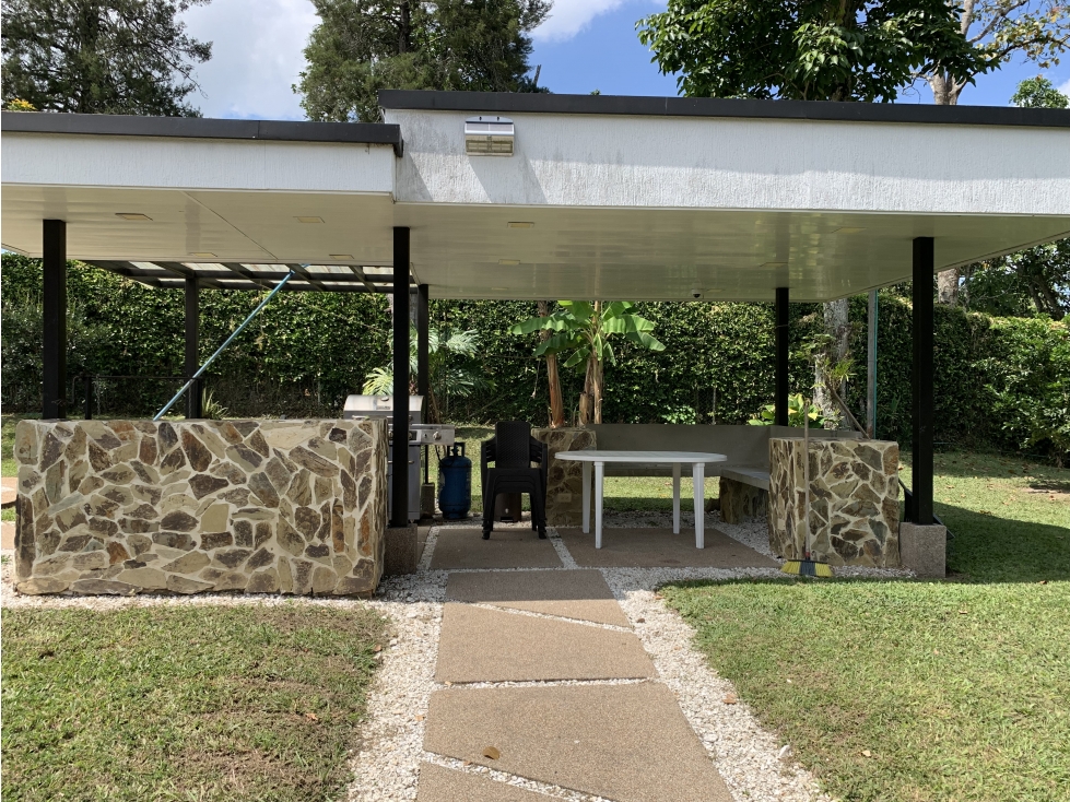 SE VENDE CASA CAMPESTRE CERCA AL AEROPUERTO — foto 6