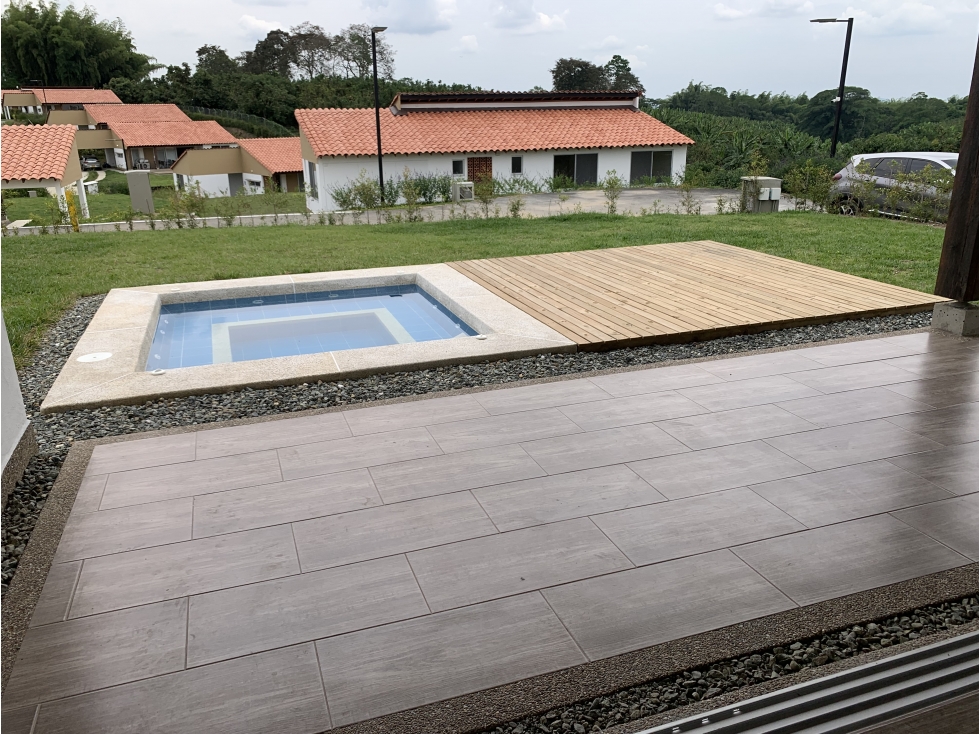 SE ARRIENDA CASA CAMPESTRE EN EL CONJUNTO 3 COLINAS - 6