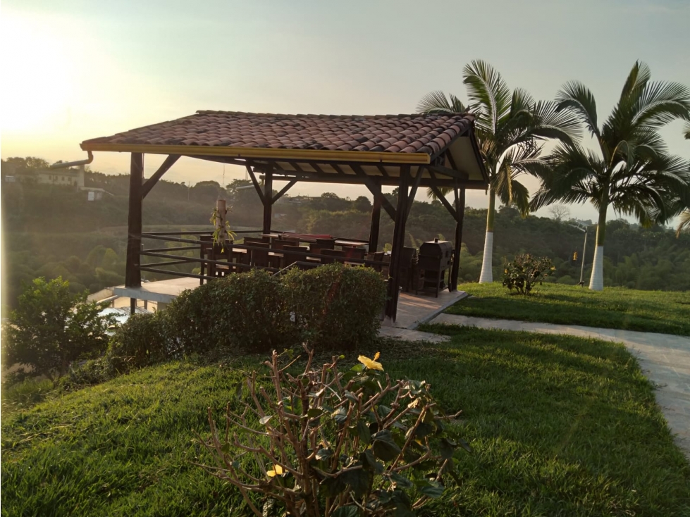 SE VENDE HERMOSA CASA CAMPESTRE EN MORELIA- PEREIRA — foto 3