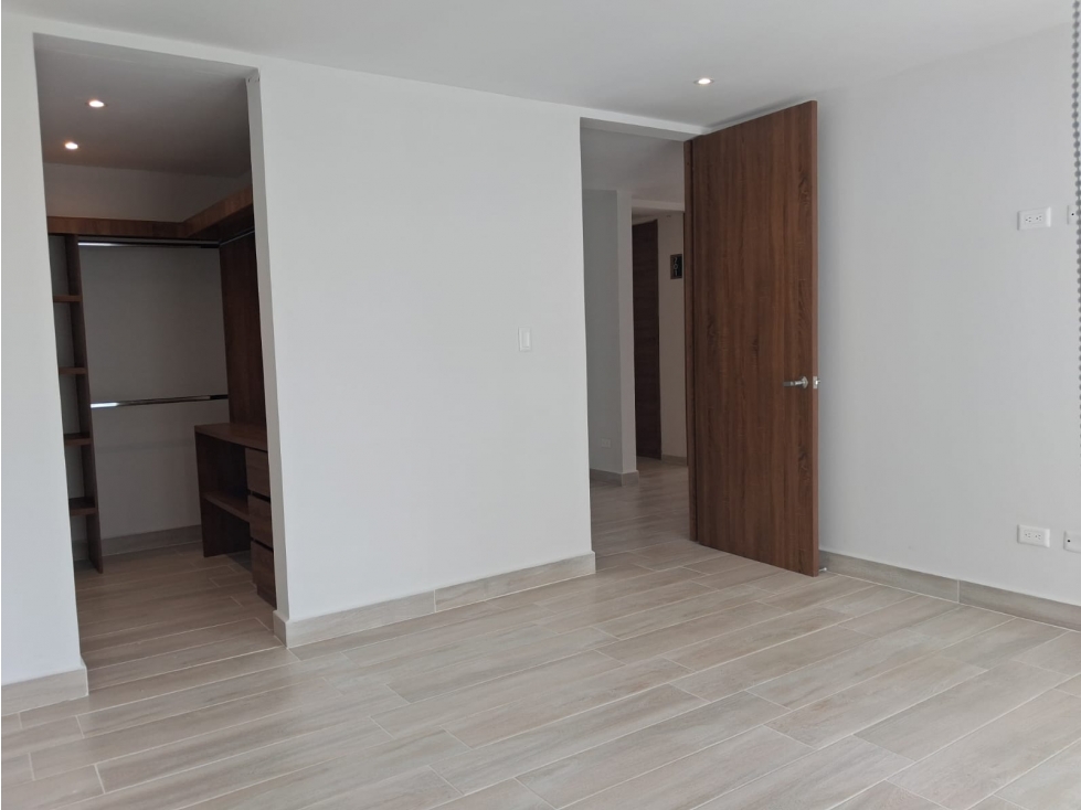 SE ARRIENDA APARTAMENTO SECTOR NORTE