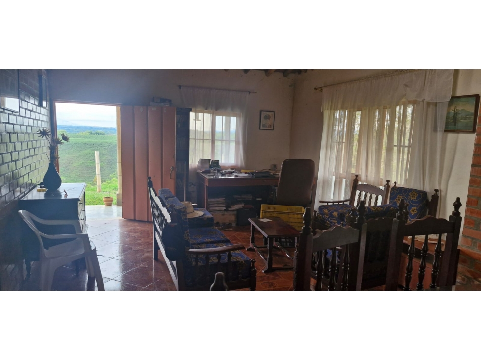 SE VENDE FINCA VEREDA LA CABAÑA CERCA A CAICEDONIA - 2