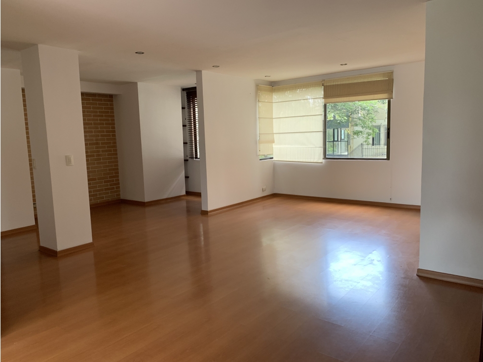 SE VENDE APARTAMENTO EN EL NORTE
