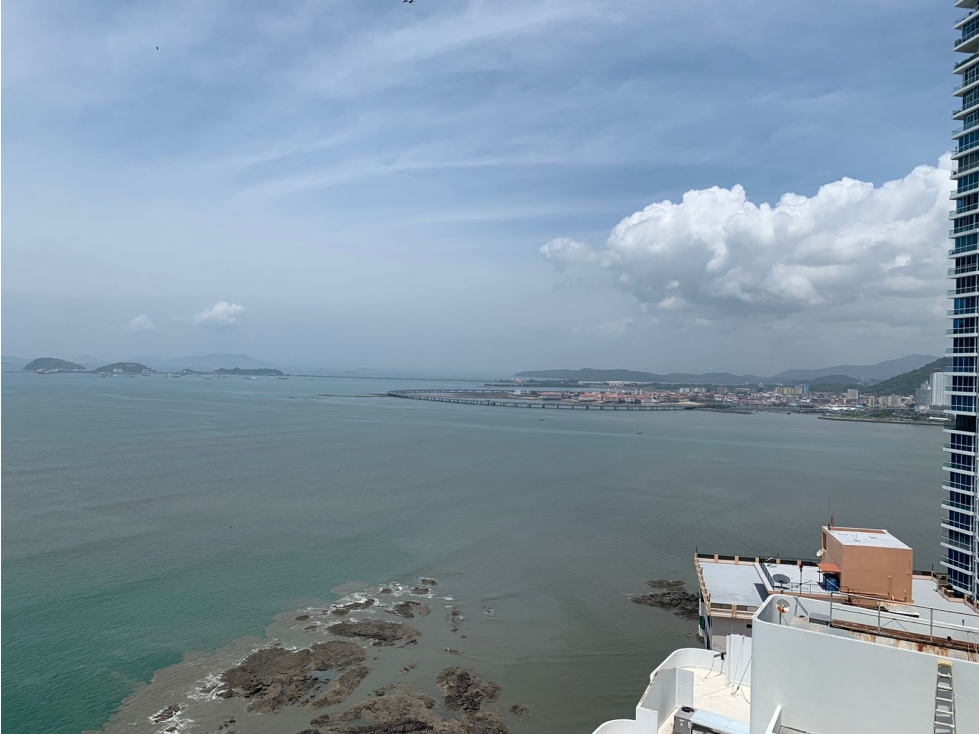 Se Vende PH en Edificio Punta del Sol 5316JP — foto 3