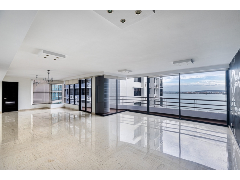 GANGA APARTAMENTO EN PH LOS DELFINES - 7212DA