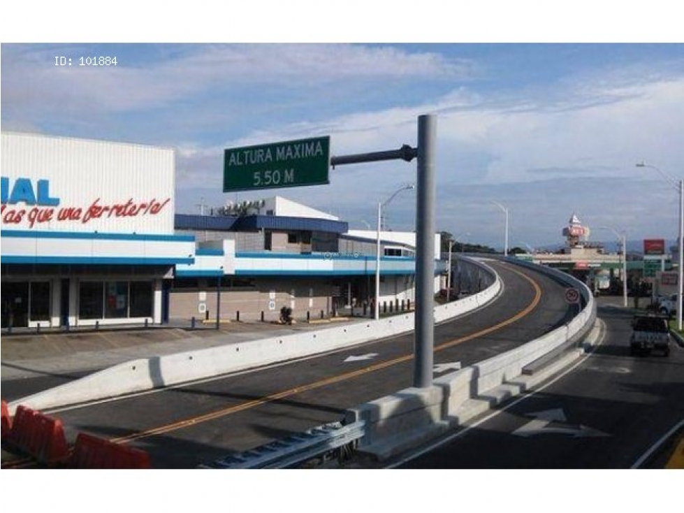 SE VENDE TERRENO EN VÍA CINCUENTENARIO-428DM