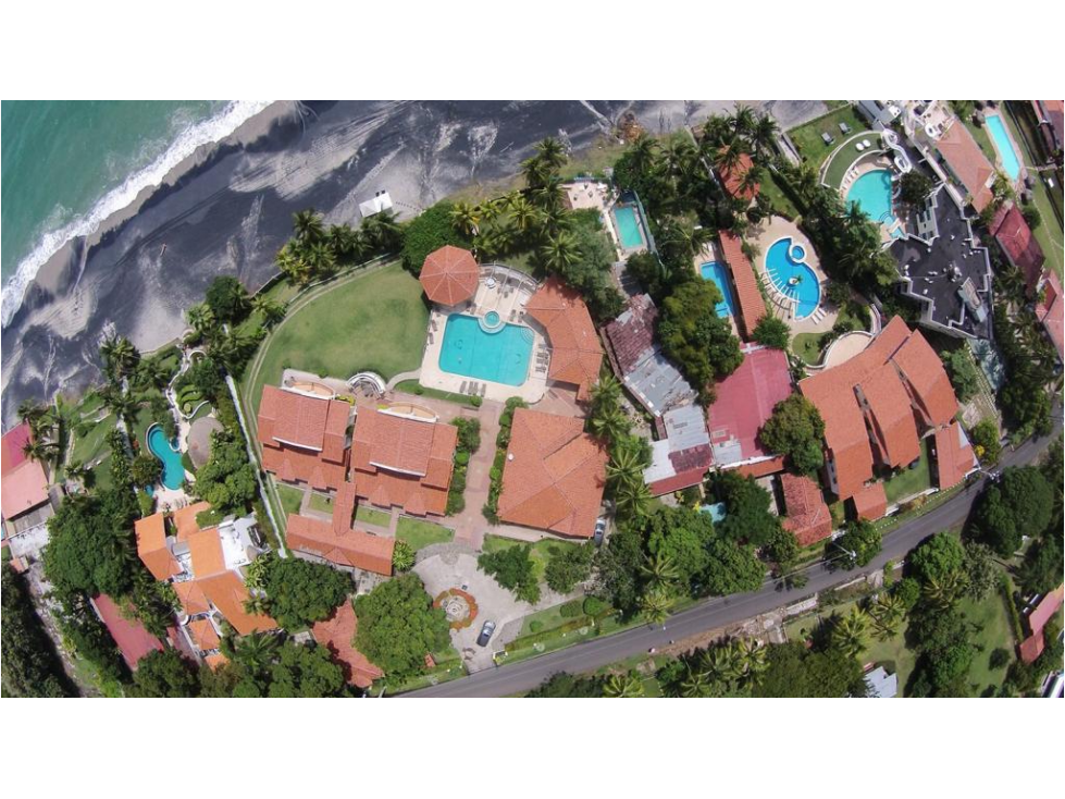 SE VENDE COMPLEJO CASAS Y TERRENO EN CORONADO - 5359DA - 2