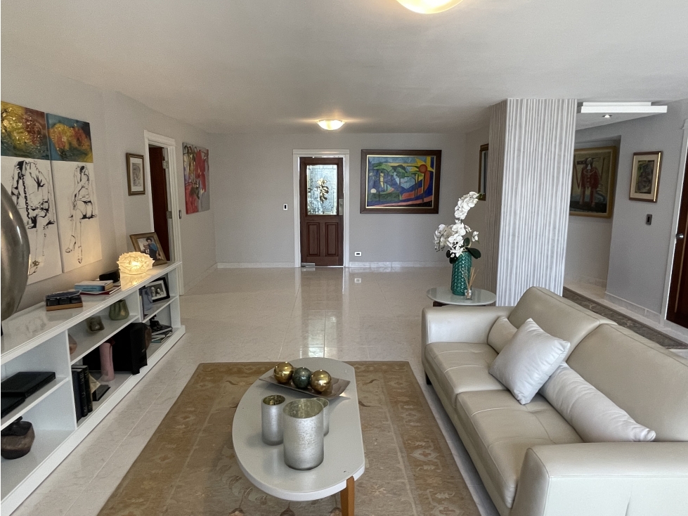 VENTA DE PARTAMENTO REMODELADO EN MARBELLA 5282PG — foto 2