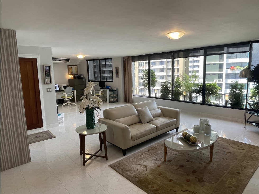 VENTA DE PARTAMENTO REMODELADO EN MARBELLA 5282PG — foto 3