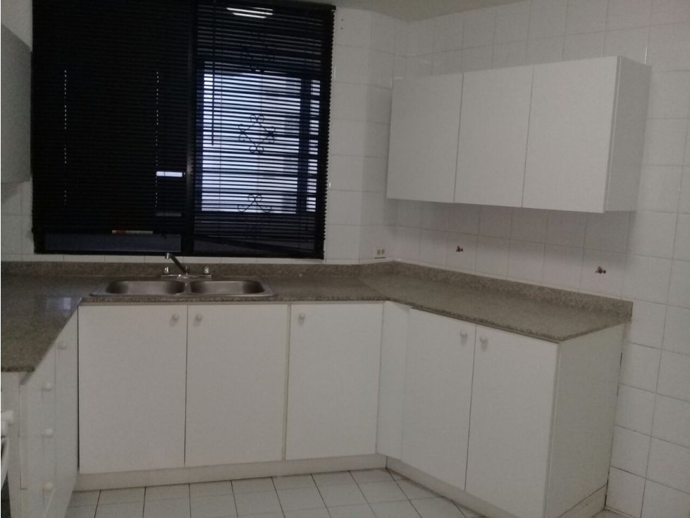 ALQUILER APARTAMENTO EN ROYAL PRINCESS-2807PG — foto 2