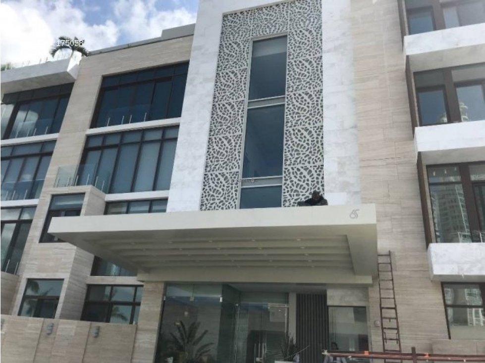 APARTAMENTO EN OCEAN REEF-2051DM