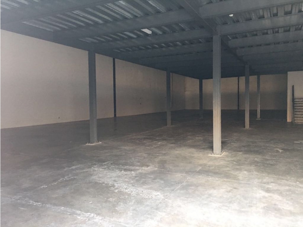 Vendo Bodega en PI Las Americas 5324JD - 2