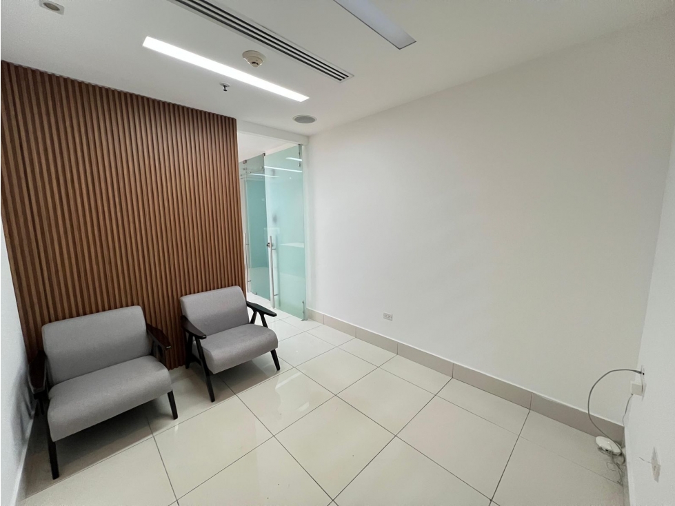 Oficina remodelada en Torre de las Americas 1454RC - 2