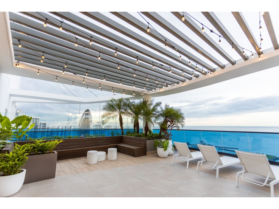 SE VENDE APARTAMENTO EN PH OCEAN FRONT - 7215DA
