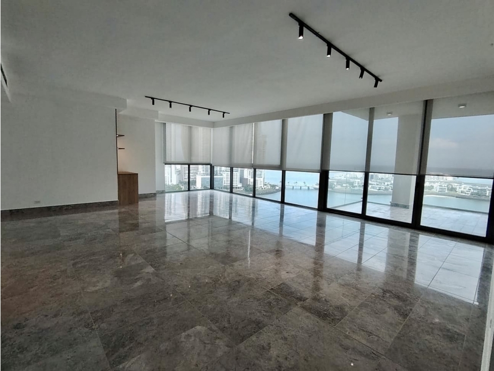 REVENTA APARTAMENTO EN PH SEAPOINT - 6310DA
