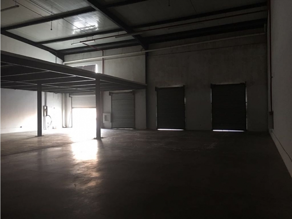 Vendo Bodega en PI Las Americas 5324JD - 3