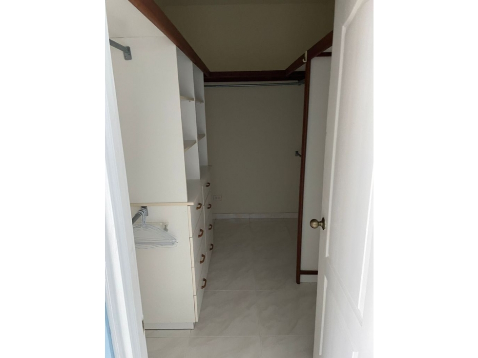 SE ALQUILA LUJOSO APARTAMENTO EN MIRAMAR 4970VK — foto 4