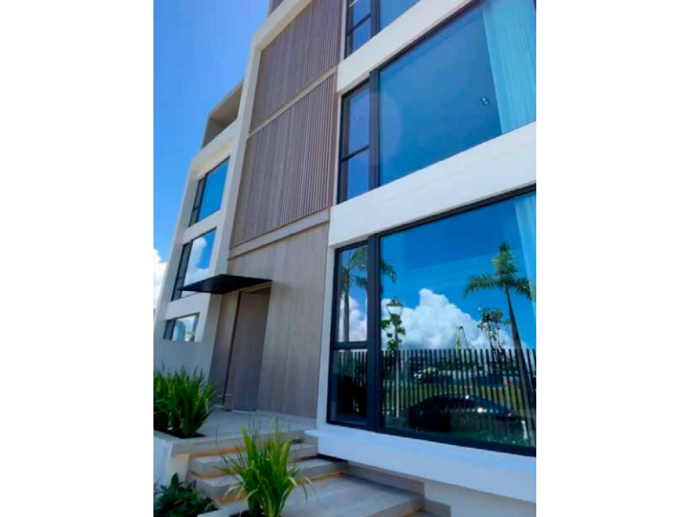 VILLA EN VENTA - OCEAN REEF - 7104DM