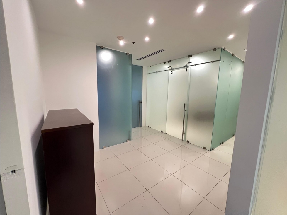 Oficina remodelada en Torre de las Americas 1454RC - 4