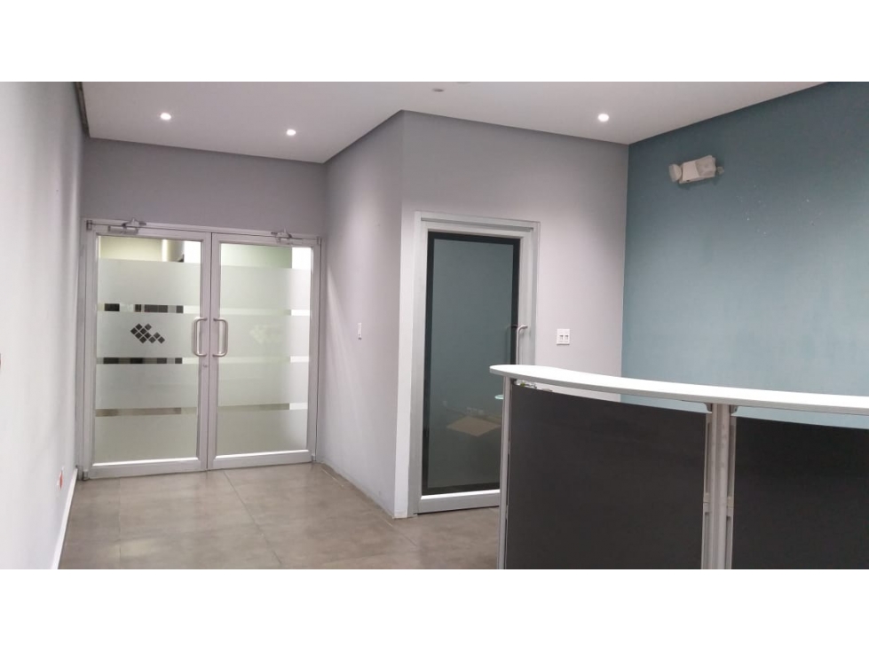 OFICINA CON FINOS ACABADOS EN VIA ISRAEL - 6305DA — foto 6