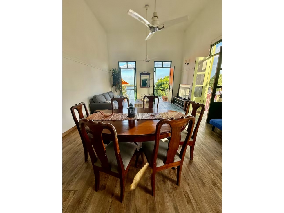 SE VENDE APARTAMENTO EN CASCO ANTIGUO