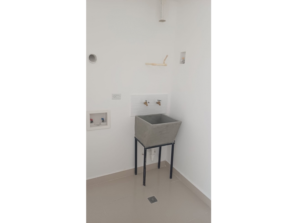 VENTA DE APARTAMENTO NUEVO EN AVE. CENTRAL CALIDONIA - 7145JD — foto 4