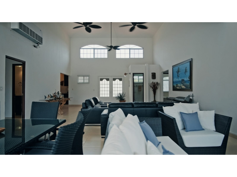Se alquila/vende casa de Playa con piscina en Coronado por Mes/días - 1