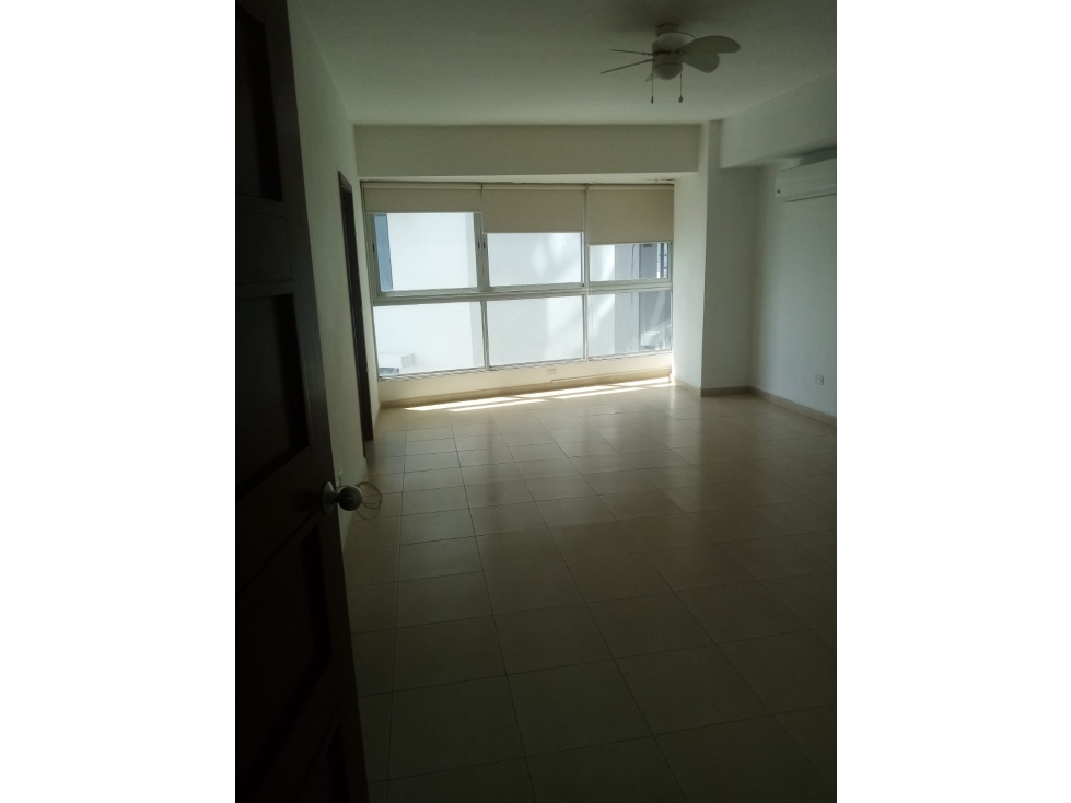 ALQUILER APARTAMENTO EN AV BALBOA VISTA AL MAR FS 1001 — foto 3