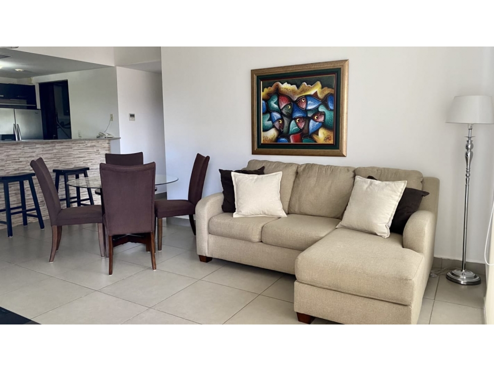 Alquilo extraordinario apartamento en ph mosaic