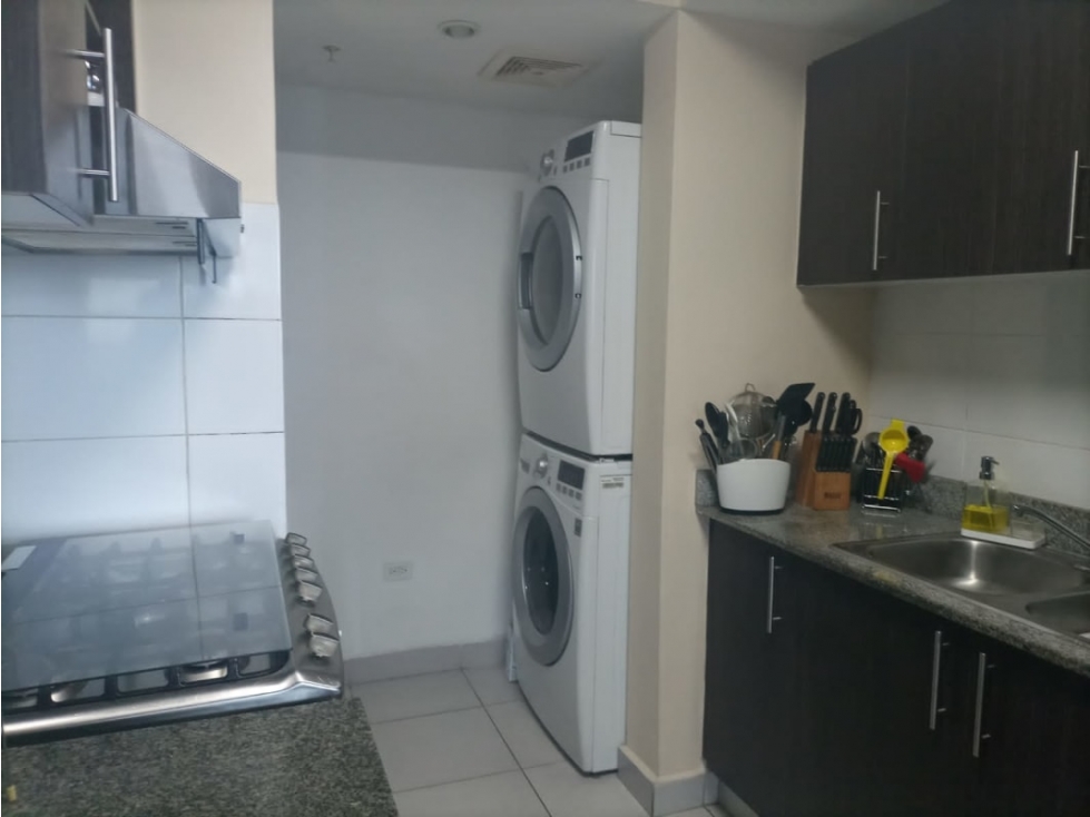Alquilo Extraordinario apartamento amoblado en Carrasquilla — foto 6